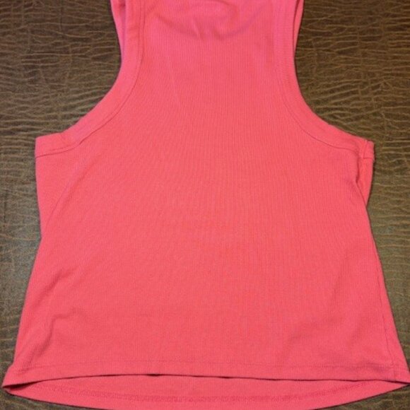 Set of 2 Old Navy Tank Tops Size XL - Picture 7 of 9